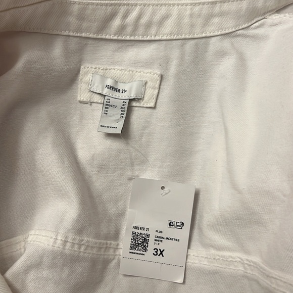 NWT white denim jacket size L - Picture 5 of 9